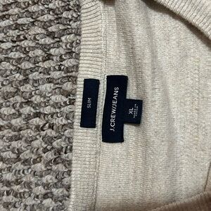 Men’s size XL Jcrew sweater.